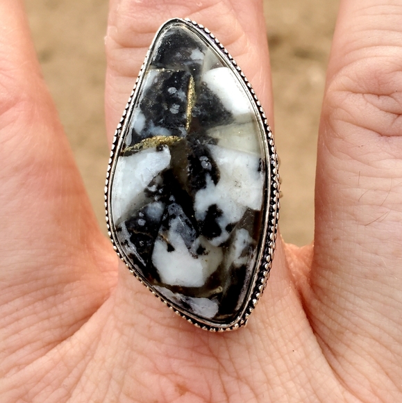 New White Buffalo Antique Design Silver Ring. - Picture 9 of 16
